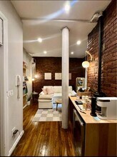 57 Thompson St, Unit 1B in New York, NY - Building Photo - Building Photo