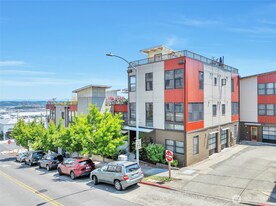 410 S 6th Ave in Tacoma, WA - Building Photo