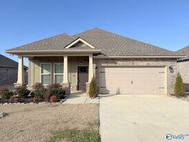 24057 Quints Dr in Athens, AL - Building Photo