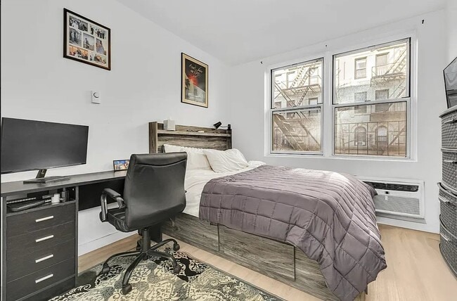 354 E 19th St in New York, NY - Foto de edificio - Building Photo