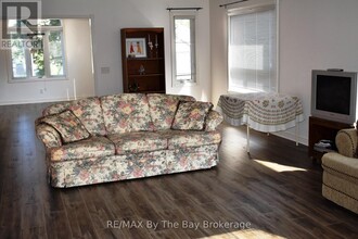 433 Ramblewood Dr in Wasaga Beach, ON - Building Photo - Building Photo