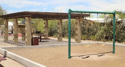 Verde Plaza in Tucson, AZ - Building Photo - Building Photo