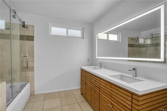 10206 Nevada Ave in Los Angeles, CA - Building Photo - Building Photo