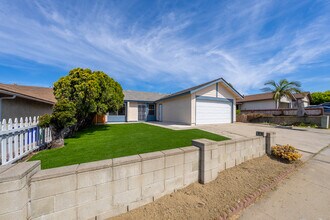 3482 Alonquin Way in San Diego, CA - Building Photo - Building Photo