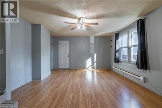 113 Brant Ave in Brantford, ON - Building Photo - Building Photo