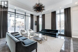 2060 Lakeshore Rd. in Burlington, ON - Building Photo - Building Photo