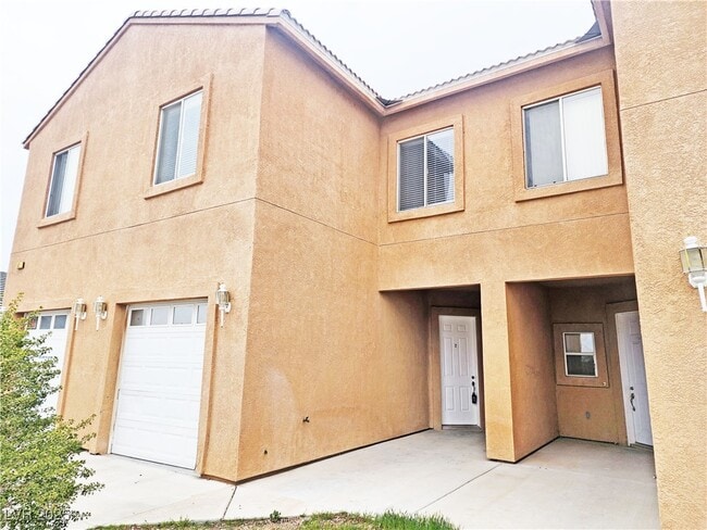 1421 Star Rd in Pahrump, NV - Building Photo - Building Photo
