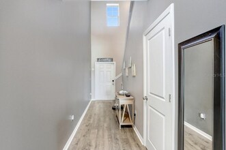 15461 Broad Brush Dr in Sun City Center, FL - Building Photo - Building Photo