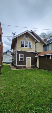 326 Napoleon St in Rockford, IL - Foto de edificio - Building Photo