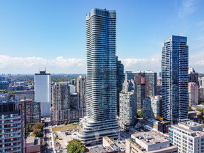 Wellesley on the Park in Toronto, ON - Building Photo - Building Photo