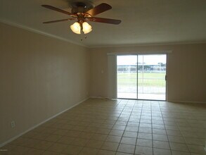402 School Rd in Indian Harbour Beach, FL - Building Photo - Building Photo