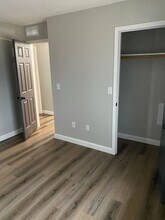 4223 Sunset Dr in Osage Beach, MO - Building Photo - Building Photo