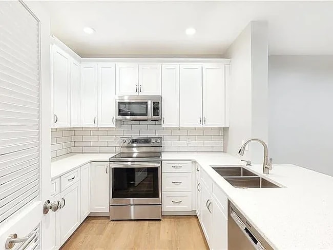 1000 Providence Pl, Unit 161 in Providence, RI - Building Photo - Building Photo