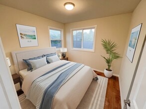 9502 Hatillo Ave in Los Angeles, CA - Building Photo - Building Photo