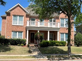 1803 E Branch Hollow Dr in Carrollton, TX - Building Photo