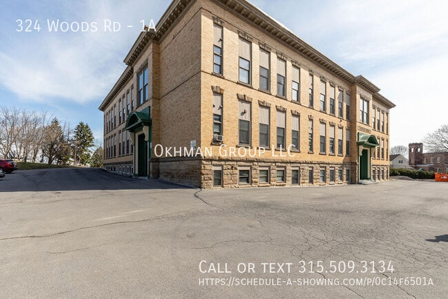 324 Woods Rd in Syracuse, NY - Building Photo - Building Photo