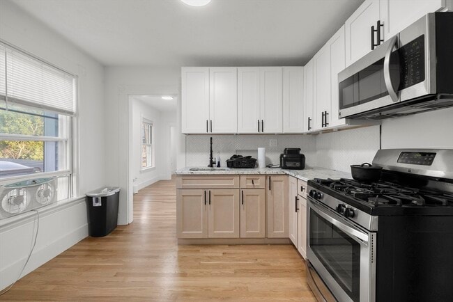 12 Gould St in Stoneham, MA - Building Photo - Building Photo