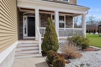 172 Downing Dr in Attleboro, MA - Building Photo - Building Photo