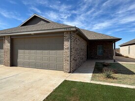 5834 Virginia Ave in Lubbock, TX - Building Photo