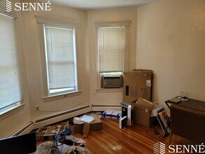 19 Ticknor St, Unit 3 in Boston, MA - Building Photo - Building Photo