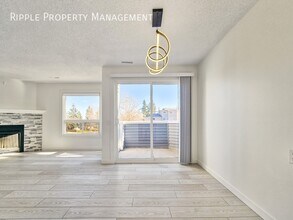 200 Shawnessy Dr SW in Calgary, AB - Building Photo - Building Photo