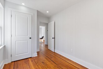 521 Homewood Ave in Narberth, PA - Building Photo - Building Photo