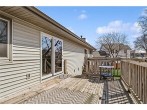 565 Turners Crossroad N in Golden Valley, MN - Building Photo - Building Photo