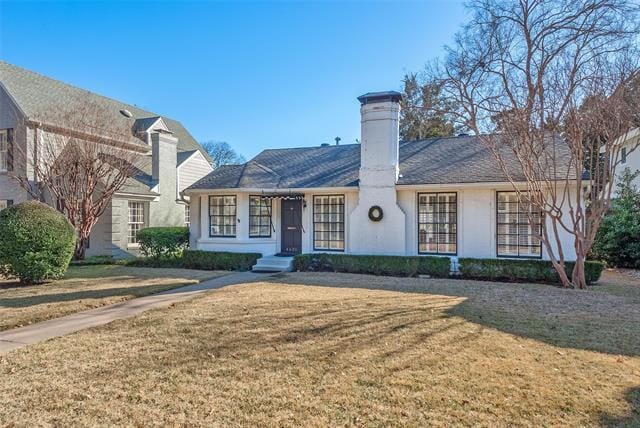 property at 4621 Livingston Ave