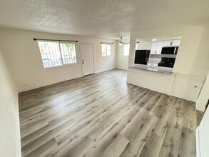 529 Kolson Cir in Las Vegas, NV - Building Photo - Building Photo