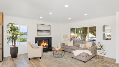 6940 Condon Dr in San Diego, CA - Building Photo - Building Photo