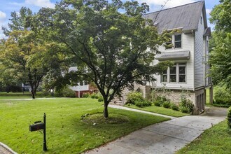1742 Helen Dr NE in Atlanta, GA - Building Photo - Building Photo