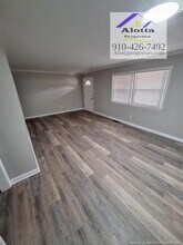 2207 McBain Dr in Fayetteville, NC - Building Photo - Building Photo