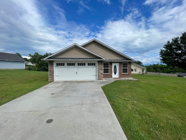 property at 853 Quiet Oaks Way