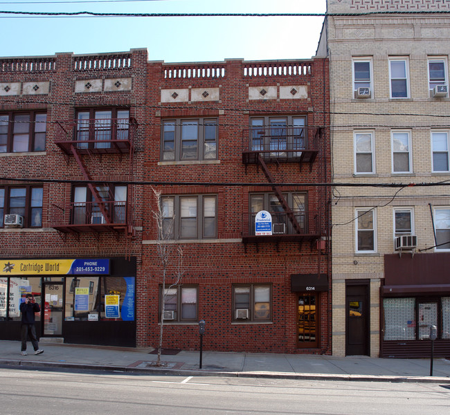 6314 Park Ave in West New York, NJ - Building Photo - Building Photo