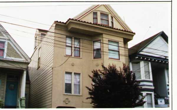 953 York St in San Francisco, CA - Building Photo