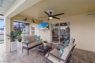 36 NW 13th Ave in Cape Coral, FL - Building Photo - Building Photo