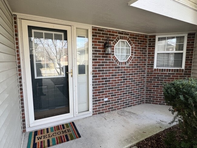 809 N Shady Oaks Dr in Elgin, IL - Building Photo - Building Photo