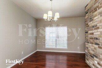 123 S Village Knoll Cir in The Woodlands, TX - Building Photo - Building Photo
