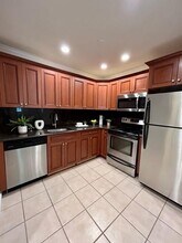 255 E Main St in East Islip, NY - Building Photo - Building Photo