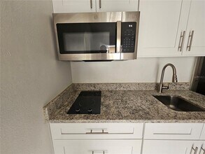 2441 Parsons Pond Cir in Kissimmee, FL - Building Photo - Building Photo