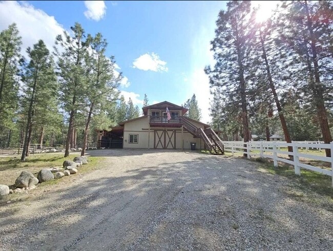 1623 Kenneys Dr in Victor, MT - Building Photo - Building Photo