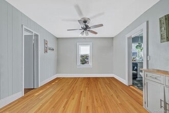 504 Fire Island Ave in Babylon, NY - Building Photo - Building Photo