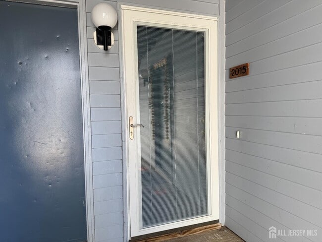 2015 Aspen Dr in Plainsboro, NJ - Building Photo - Building Photo