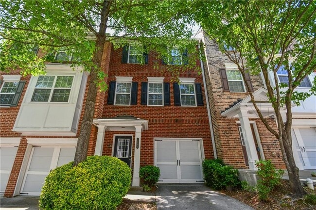 2201 Landing Walk Dr in Duluth, GA - Building Photo - Building Photo