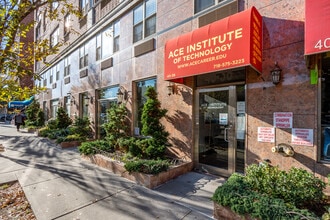 Plaza 75 in Elmhurst, NY - Building Photo - Building Photo