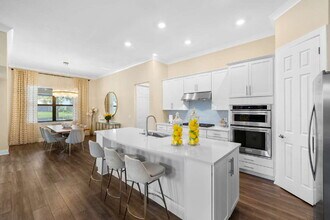 9799 Everglades Dr in Naples, FL - Building Photo - Building Photo