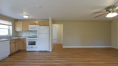 25 Lincoln Ave in Bellevue, PA - Building Photo - Building Photo