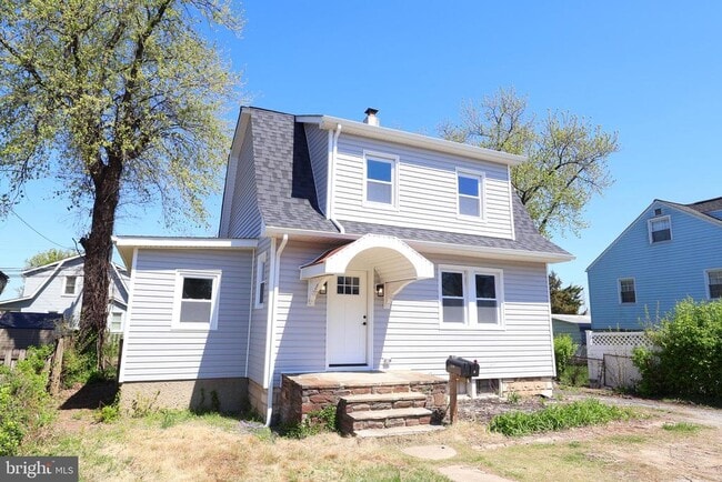 property at 5110 Kenwood Ave