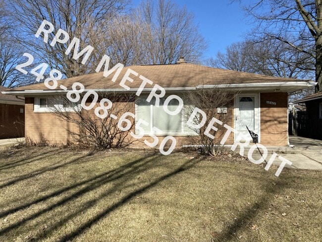 property at 28422 Parkwood St
