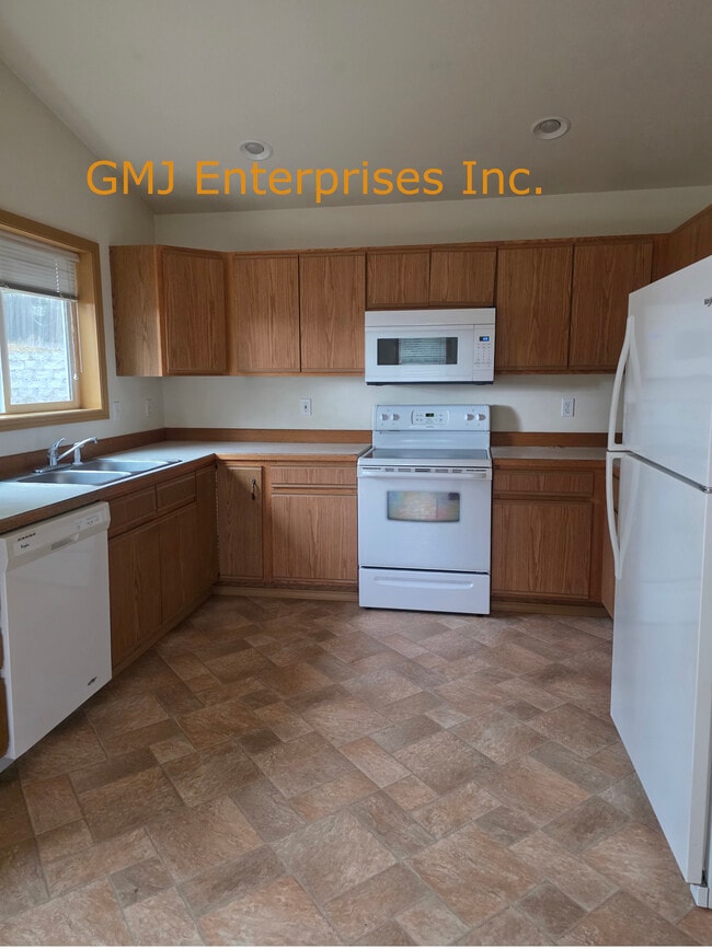 8401 181st Ave E in Bonney Lake, WA - Building Photo - Building Photo